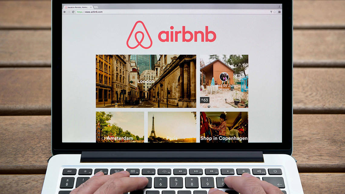 How to Select the Right Airbnb Host Management Company